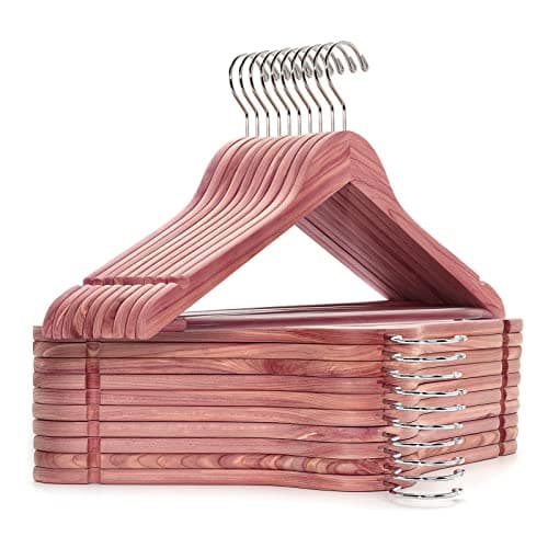 Amber Home Cedar Hangers Pack
