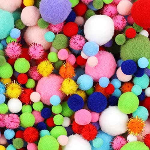 900-Piece Multicolor Poms